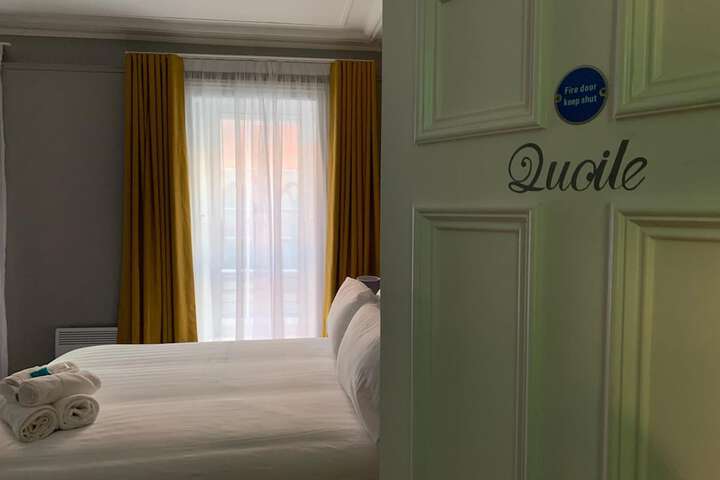 Room 3 of 36