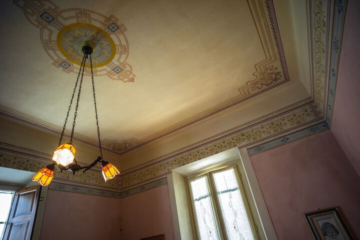 Room 18 of 89