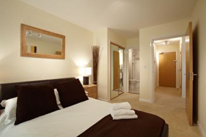 Room 8 of 22
