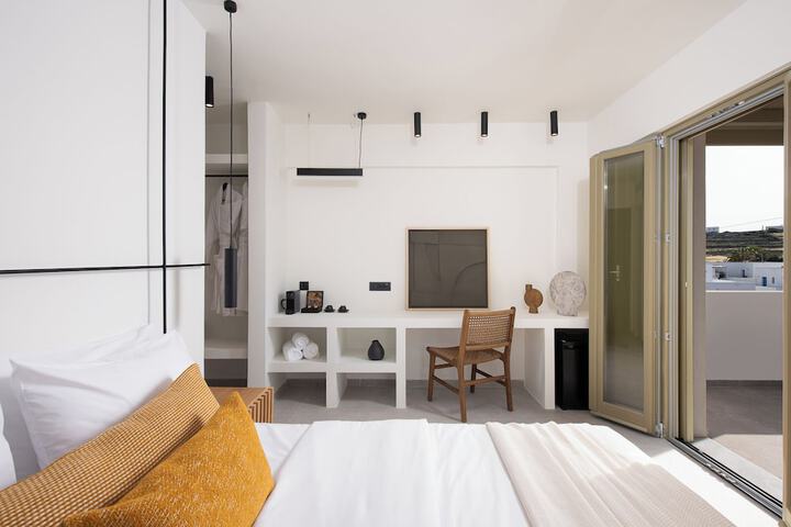 Room 10 of 95