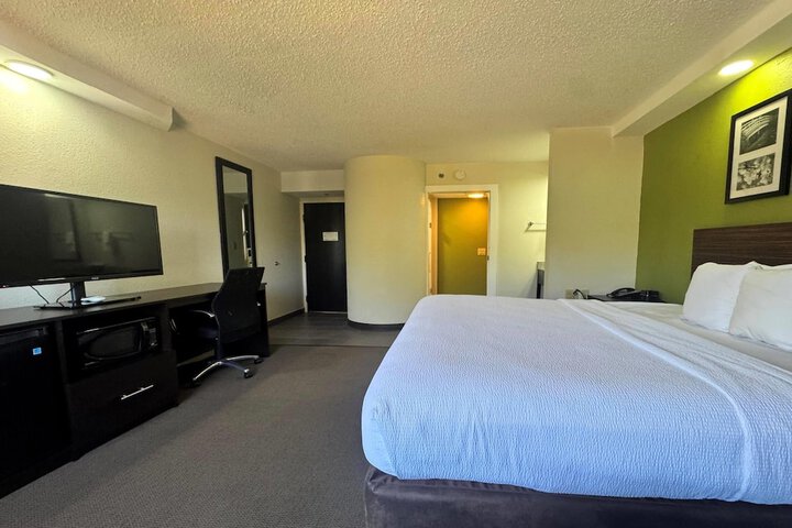 Room 45 of 95