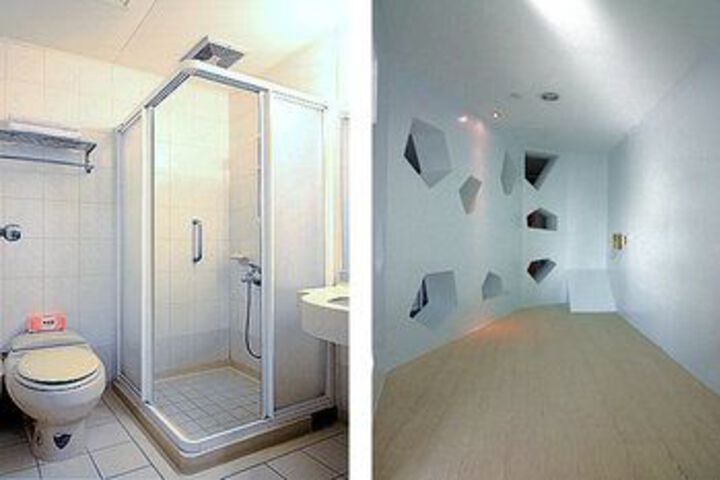 Room 3 of 52