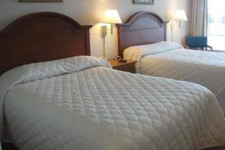 Room 3 of 6