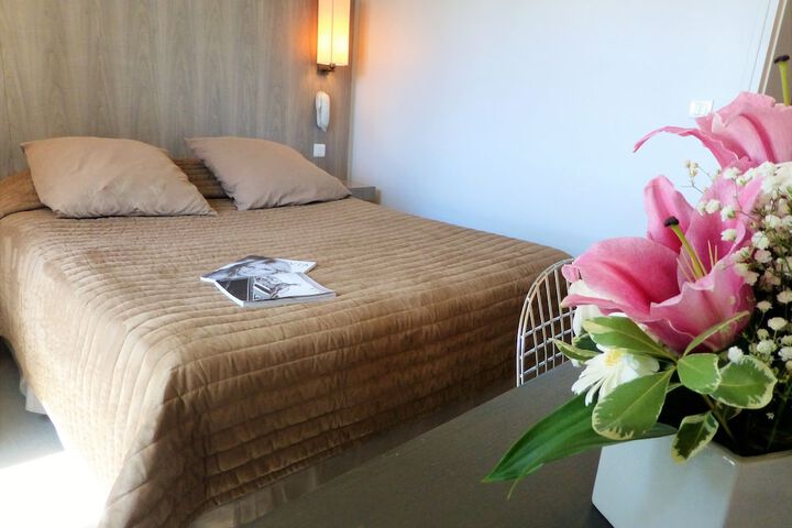 Room 21 of 54