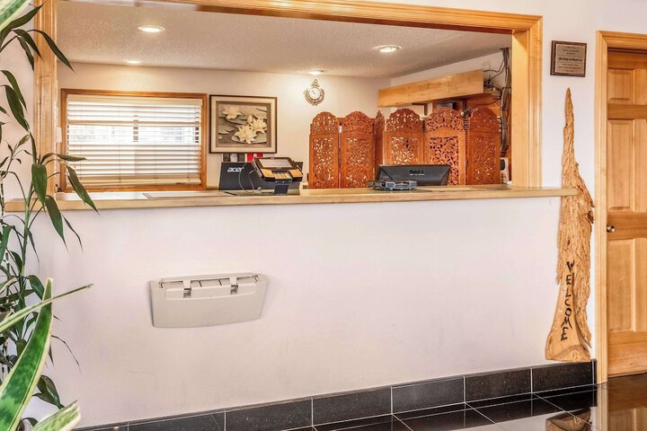 Hotel Interior 6 of 58