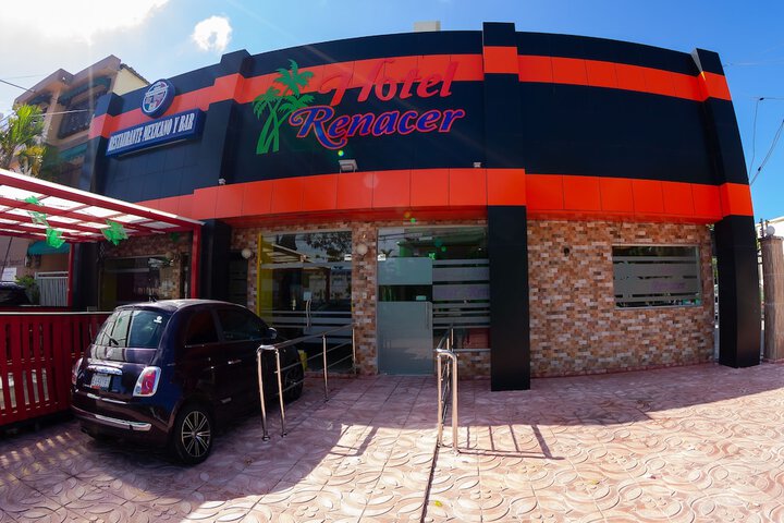 Photo of Hotel Renacer