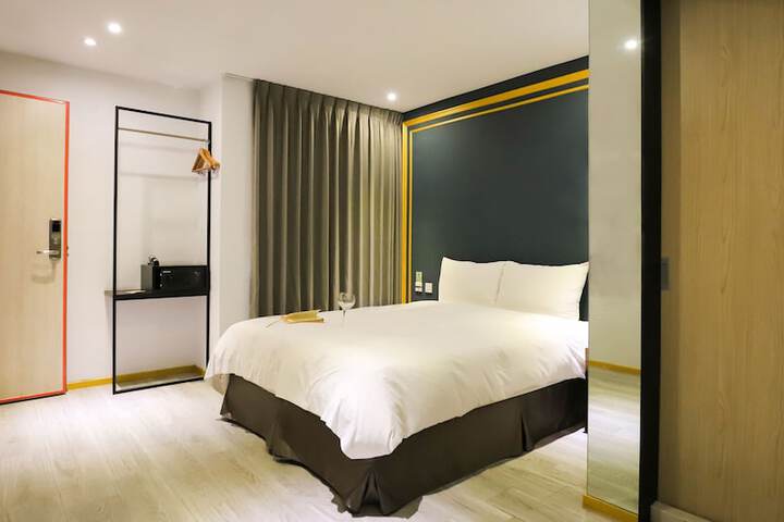 Room 29 of 129