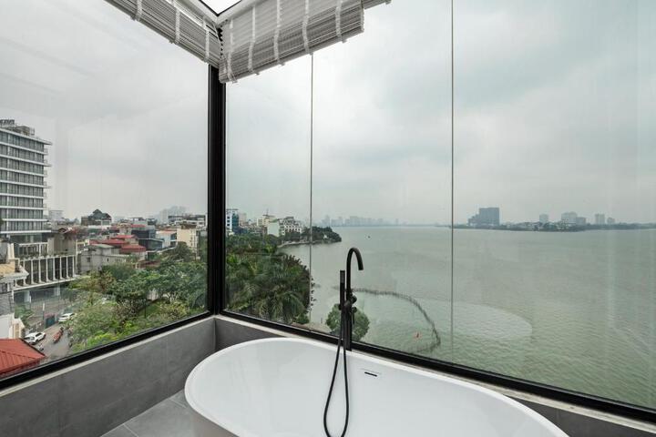 Lakeview Residence Hotel