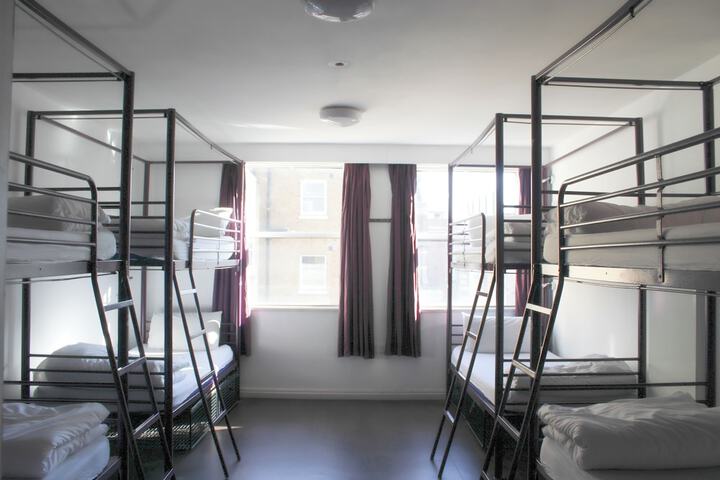 Room 34 of 91