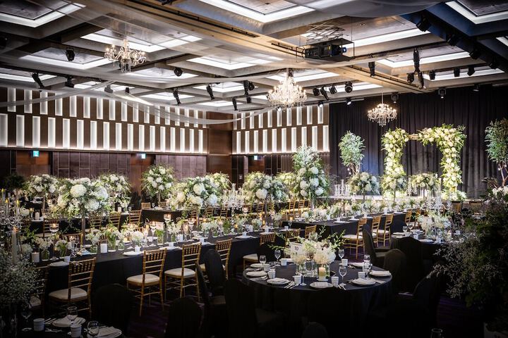 Ballroom/Hall 82 of 101