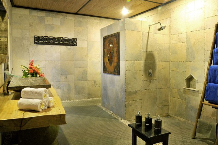 Room 15 of 35