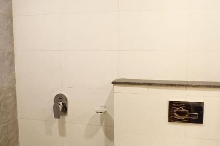 Room 16 of 41