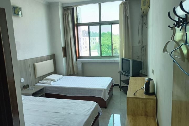 Anxin Xinhua Hotel