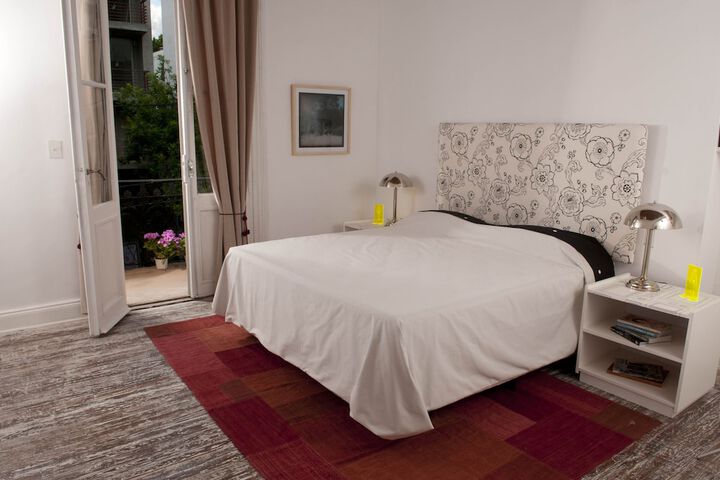 Room 2 of 25