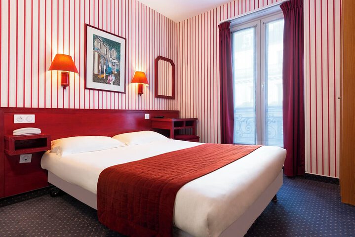 Room 5 of 22