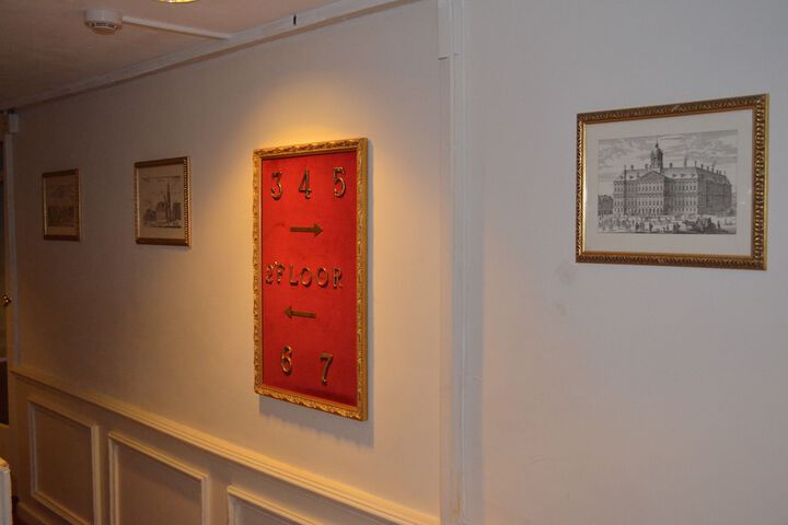 Ballroom/Hall 41 of 58