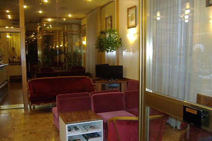 Guest Lobby