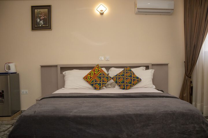 Room 72 of 138