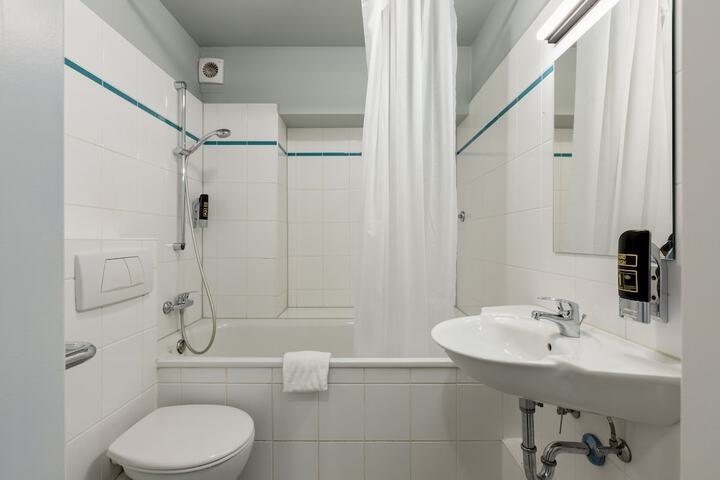 Room 35 of 56