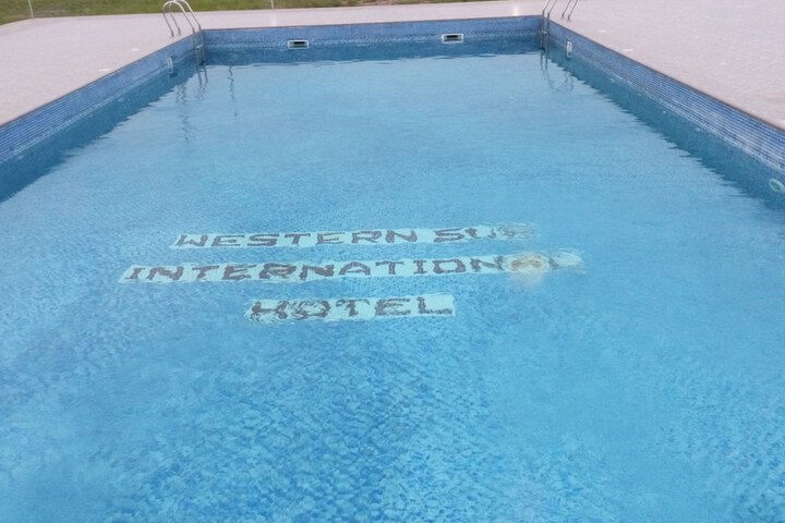Pool 27 of 54