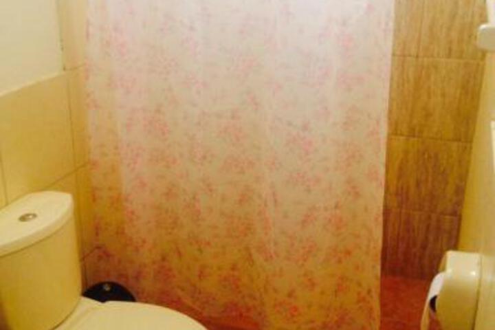 Room 9 of 14