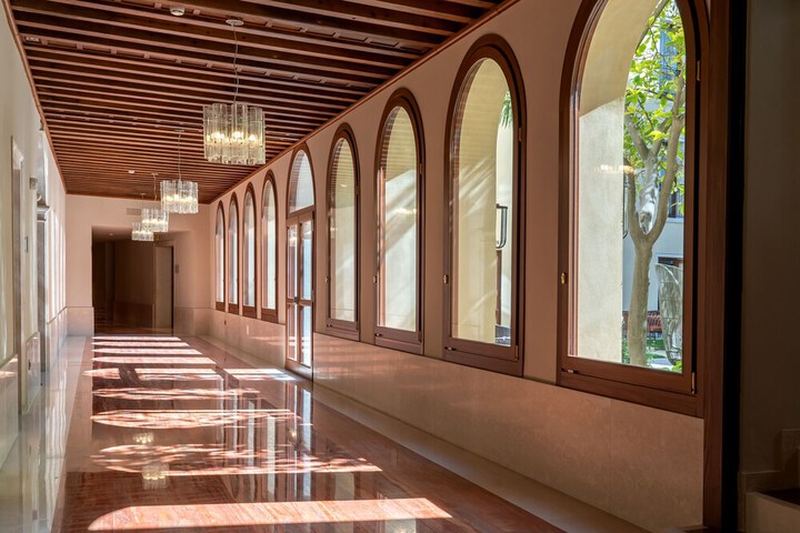 Ballroom/Hall 51 of 57