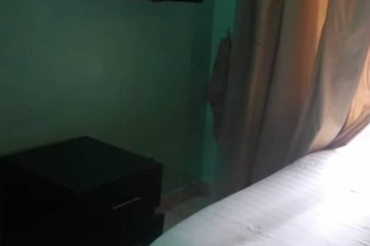 Room 2 of 15