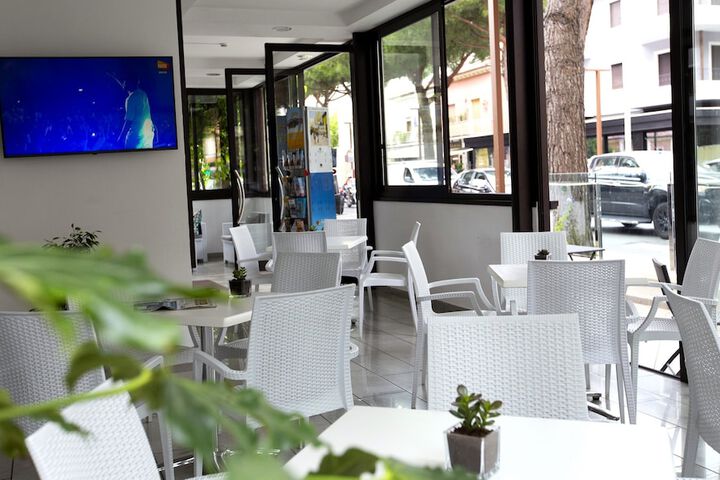 Terrace/Patio 24 of 28
