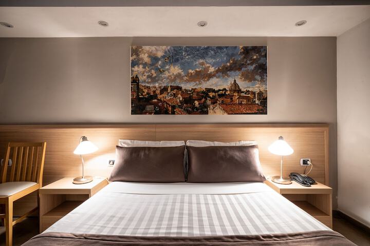 Room 4 of 30