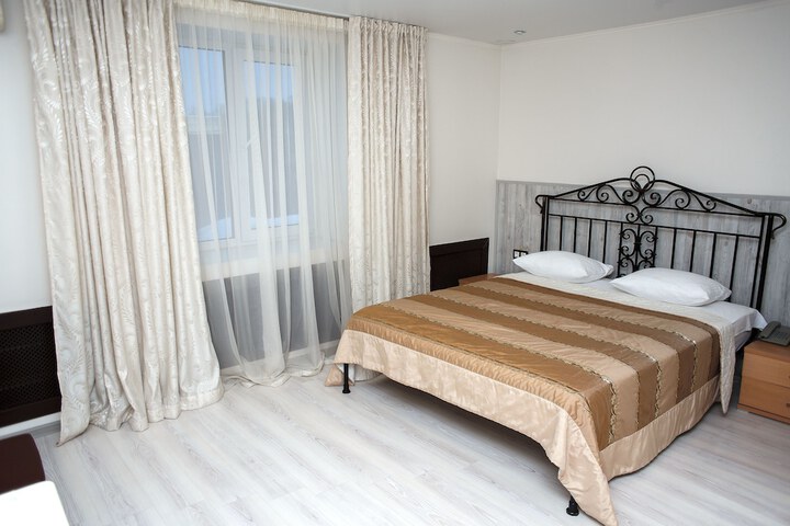 Room 5 of 45