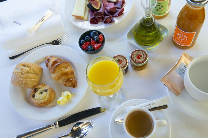 Breakfast/Coffee Service 46 of 52