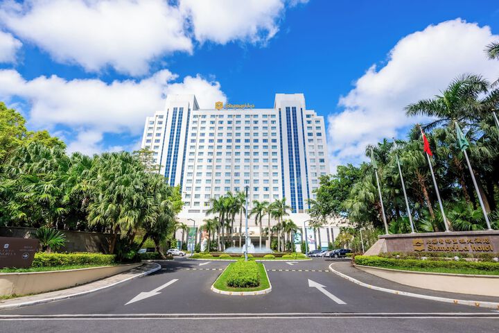 Hotel 73 of 79