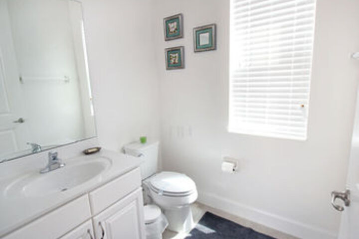 Room 10 of 112