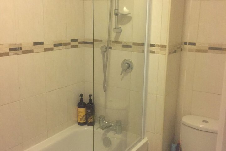 Room 15 of 16