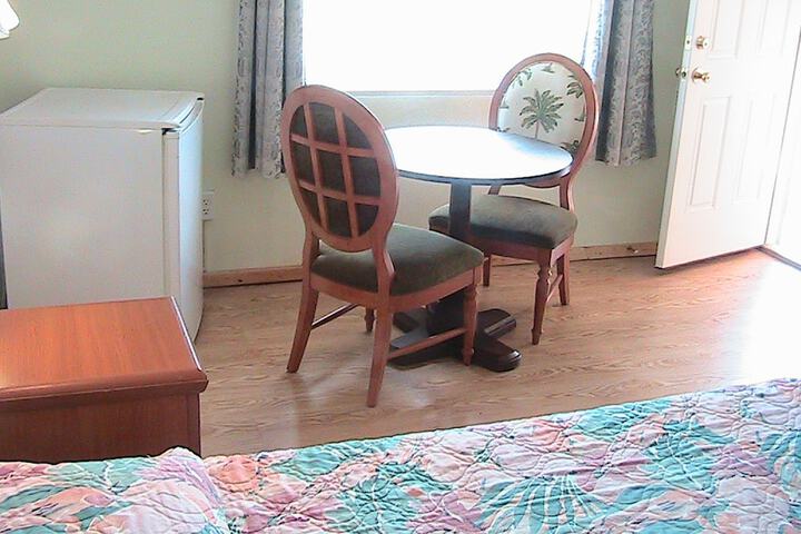 Room 8 of 32