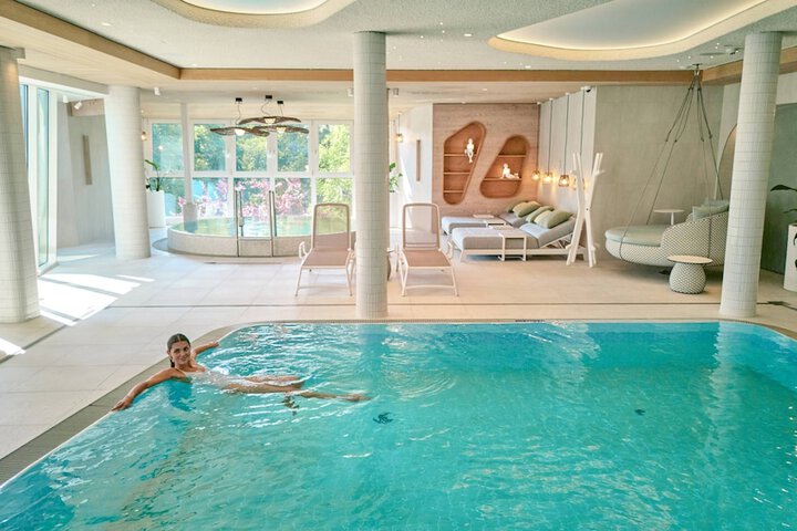 Pool 28 of 62