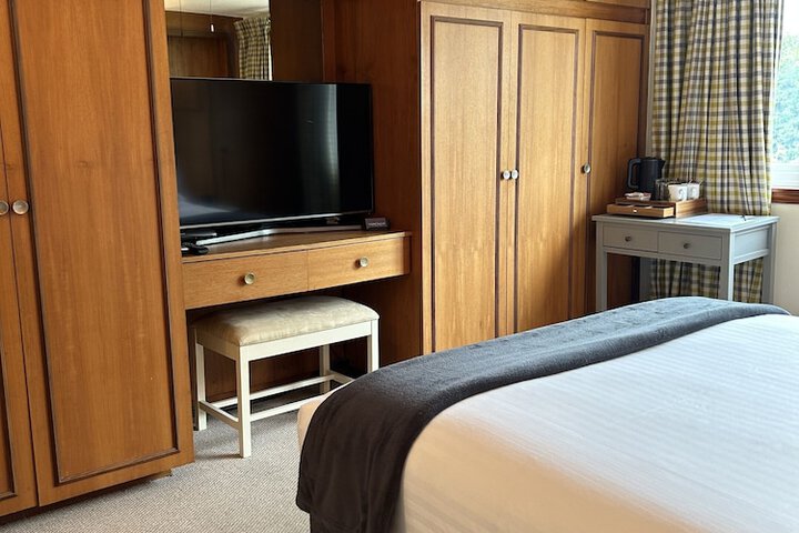 Room 16 of 58