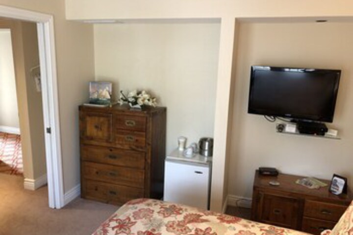 Room 65 of 111