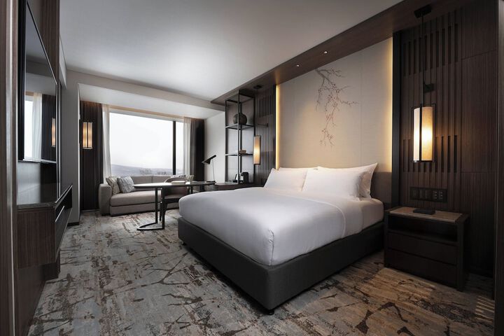Room 15 of 47