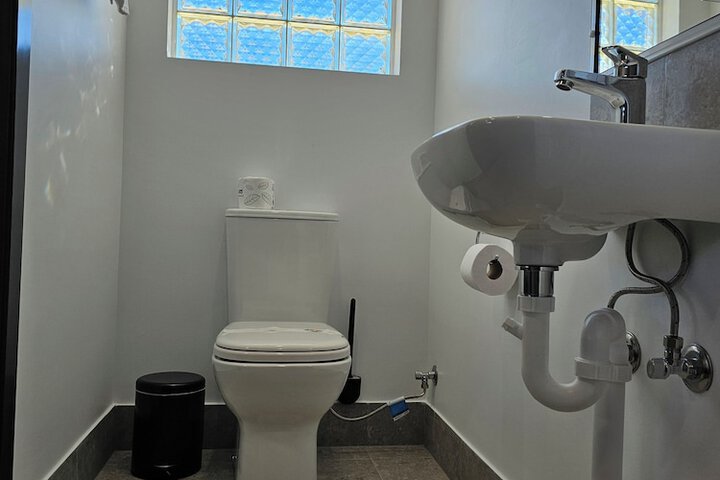 Room 33 of 44