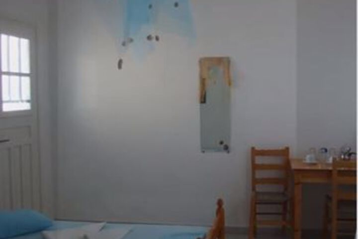 Room 15 of 37