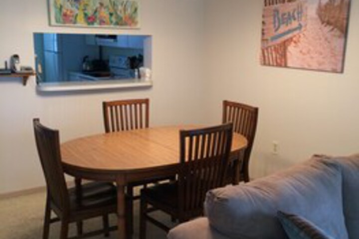 Room 10 of 15