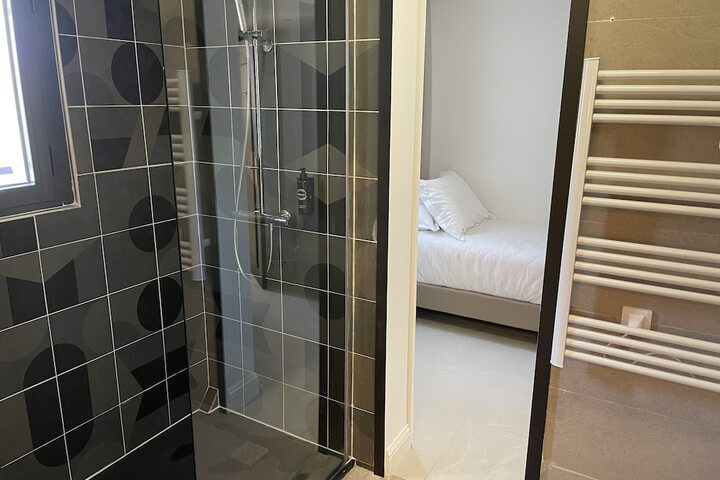 Room 60 of 115