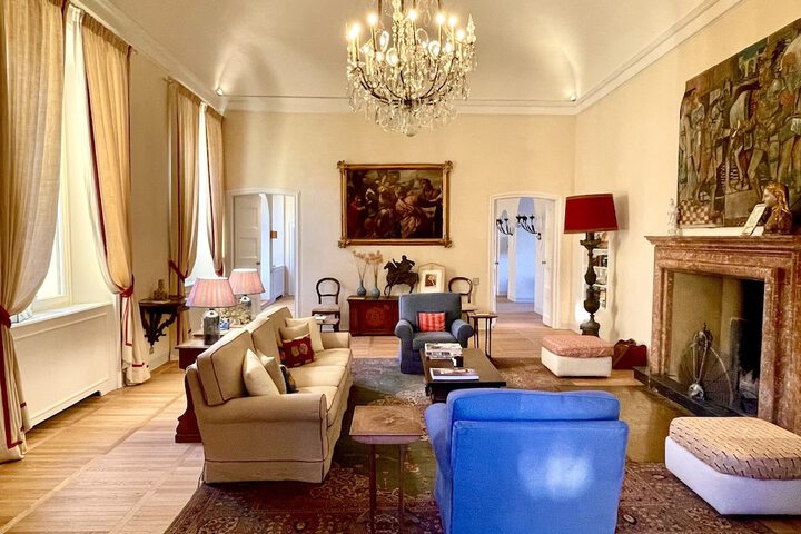 Room 21 of 62