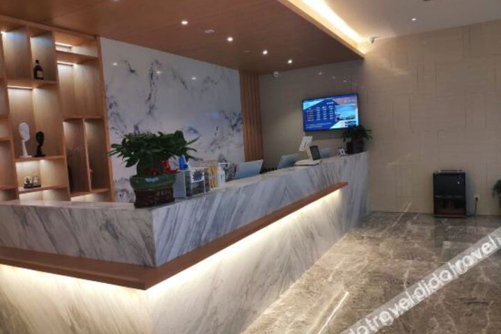 Hotel Interior 7 of 15