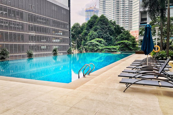 Pool 34 of 53