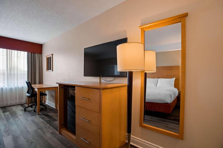1 Queen Bed - Wireless High Speed Internet Handicap Room Continental Breakfast (6 of 14)