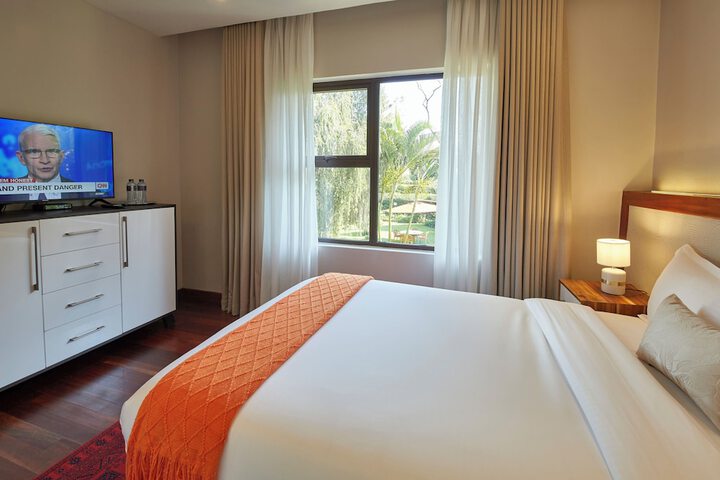 Room 14 of 36