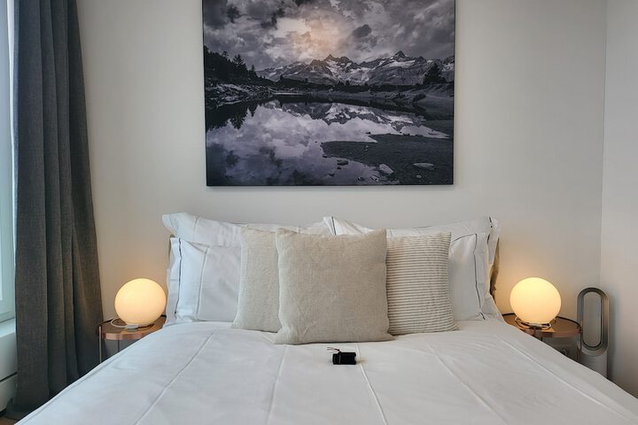 Room 27 of 84