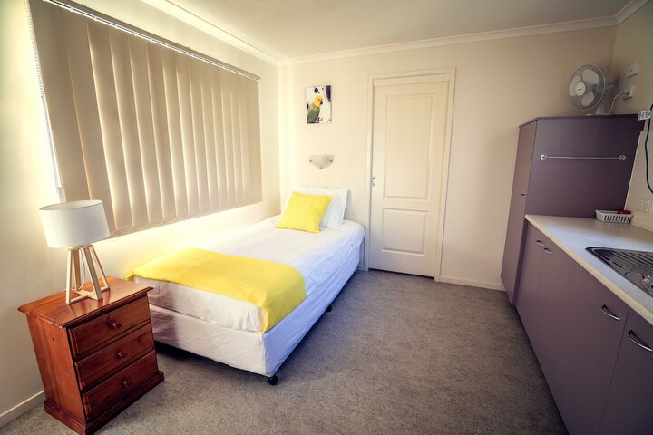 Room 3 of 56